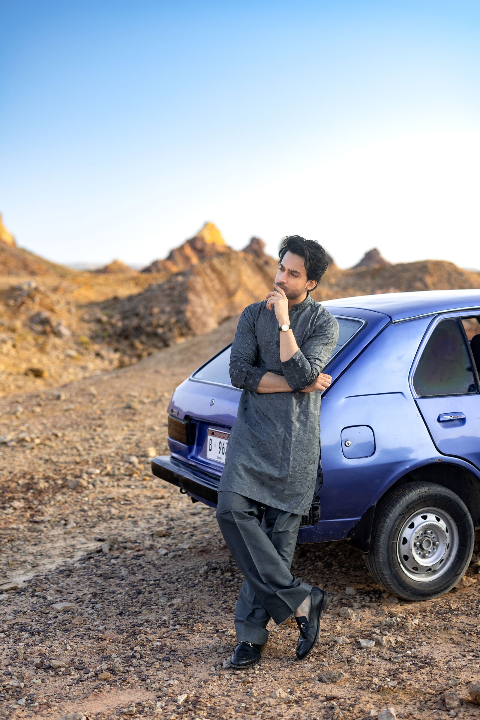 DARK CHARCOAL GRAY KURTA PAJAMA