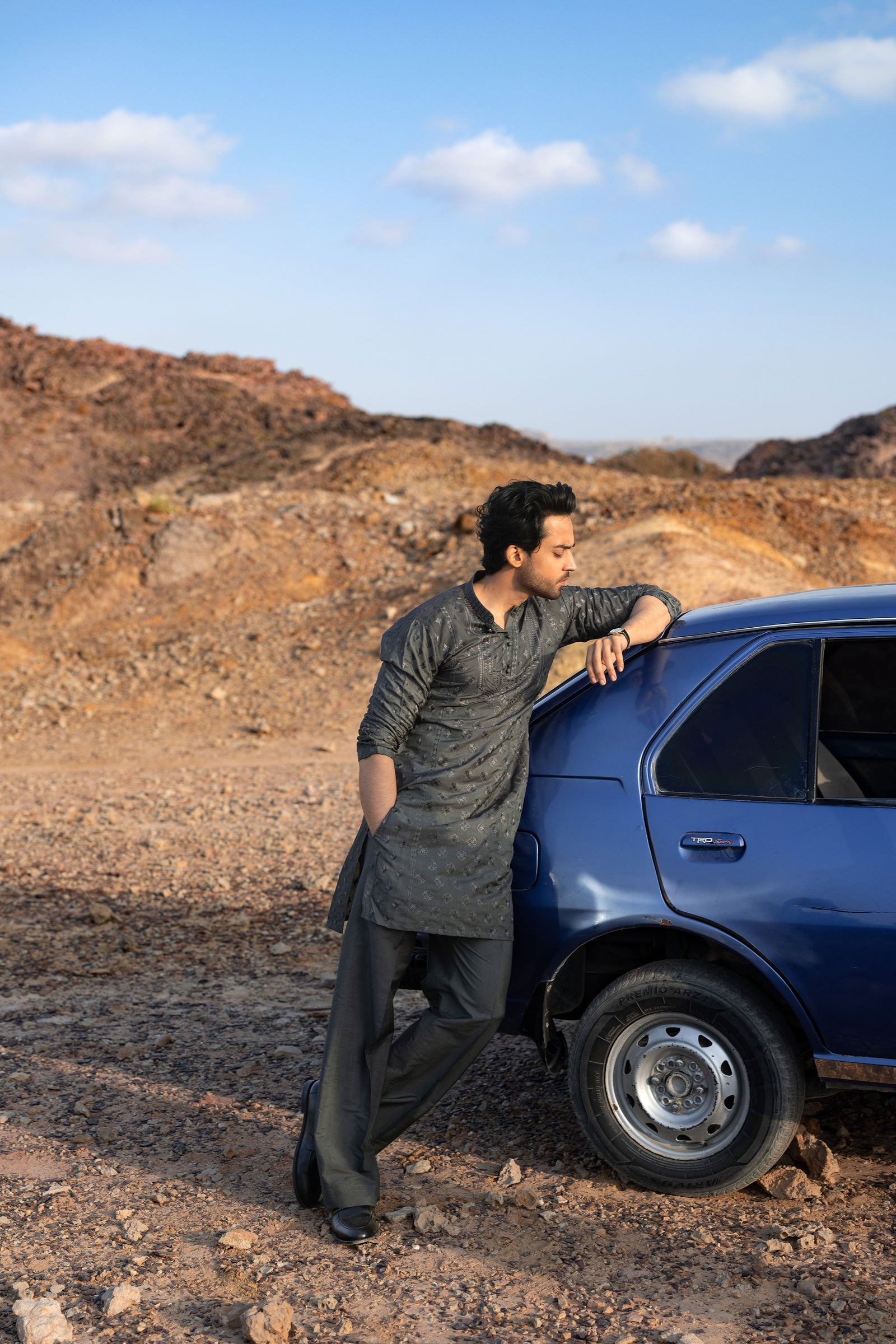 DARK CHARCOAL GRAY KURTA PAJAMA